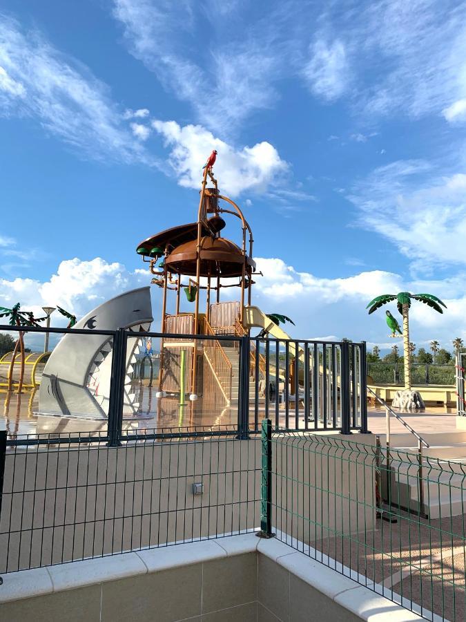 Chaletrent - Stacaravans Saint-Aygulf Hotel Frejus Ngoại thất bức ảnh