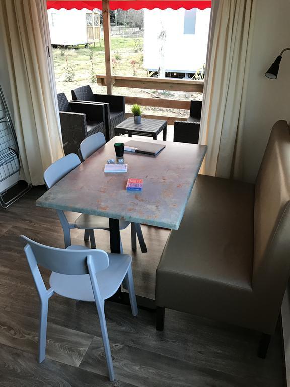 Chaletrent - Stacaravans Saint-Aygulf Hotel Frejus Ngoại thất bức ảnh