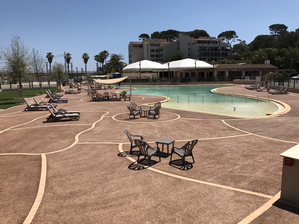 Chaletrent - Stacaravans Saint-Aygulf Hotel Frejus Ngoại thất bức ảnh